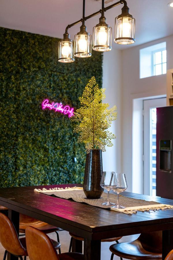Container Haus Pet Friendly With Cowboy Pool Vila Fredericksburg Exterior foto