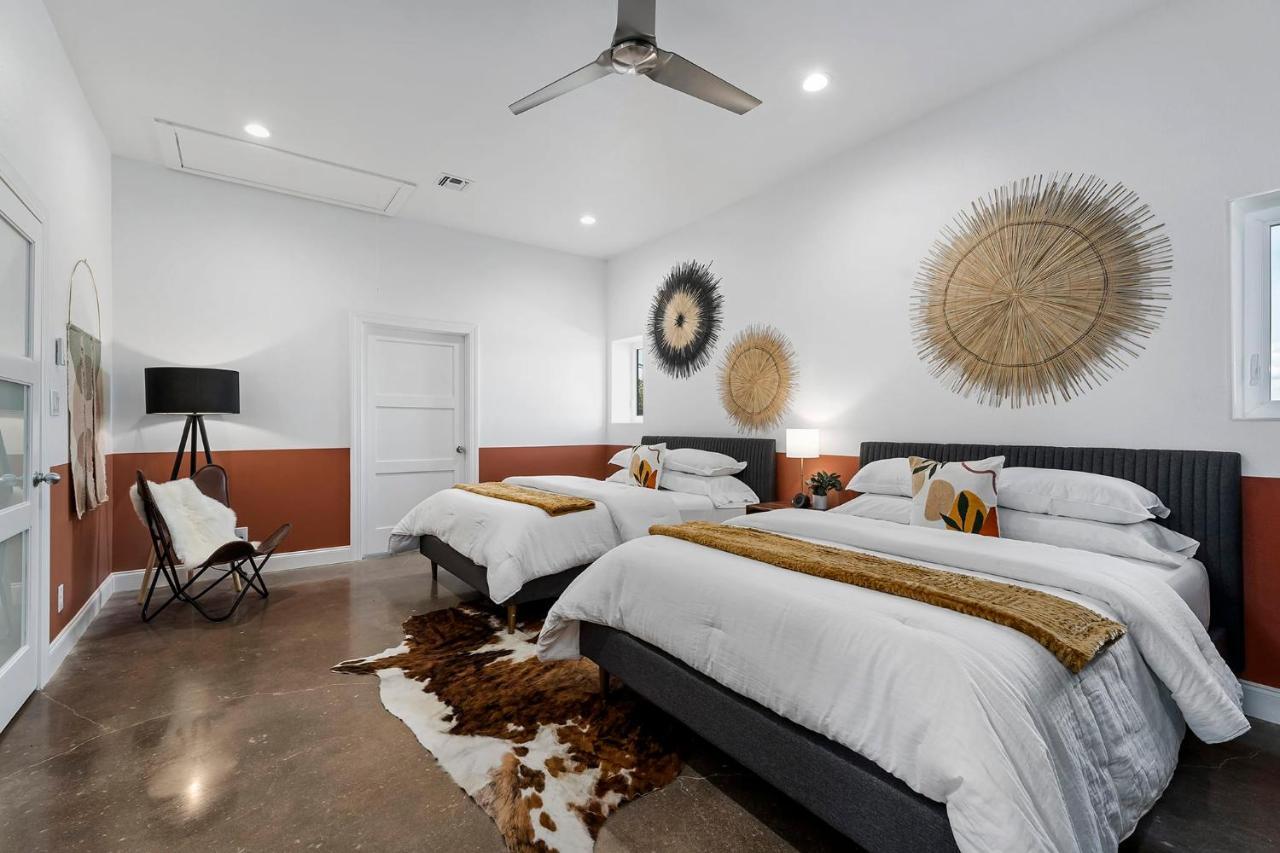 Container Haus Pet Friendly With Cowboy Pool Vila Fredericksburg Exterior foto