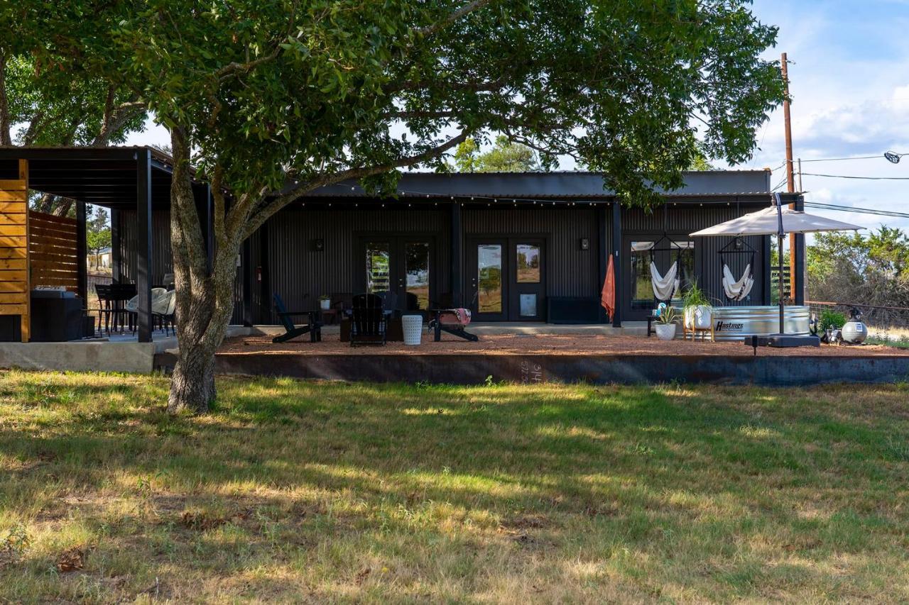 Container Haus Pet Friendly With Cowboy Pool Vila Fredericksburg Exterior foto