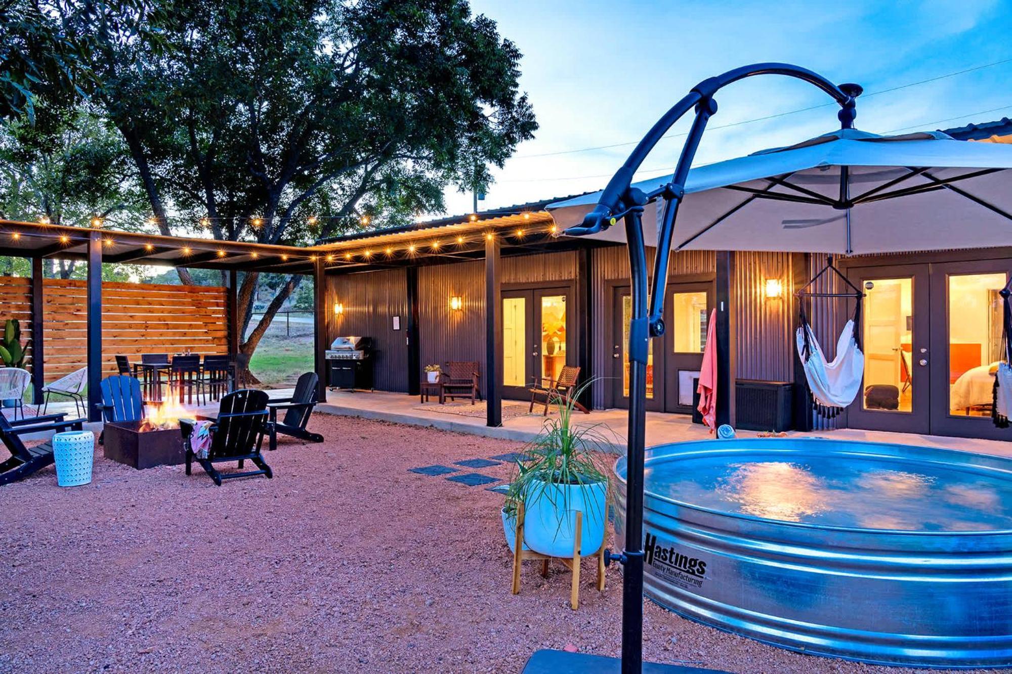 Container Haus Pet Friendly With Cowboy Pool Vila Fredericksburg Exterior foto